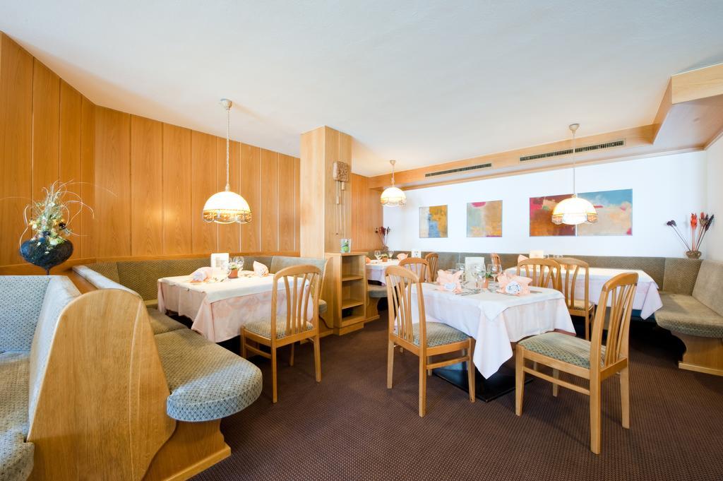Kreativ Hotel Landhaus Schweigl Ultimo Exteriör bild