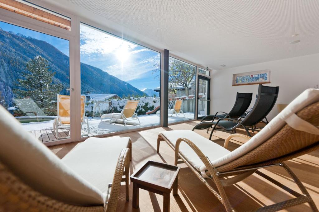 Kreativ Hotel Landhaus Schweigl Ultimo Exteriör bild